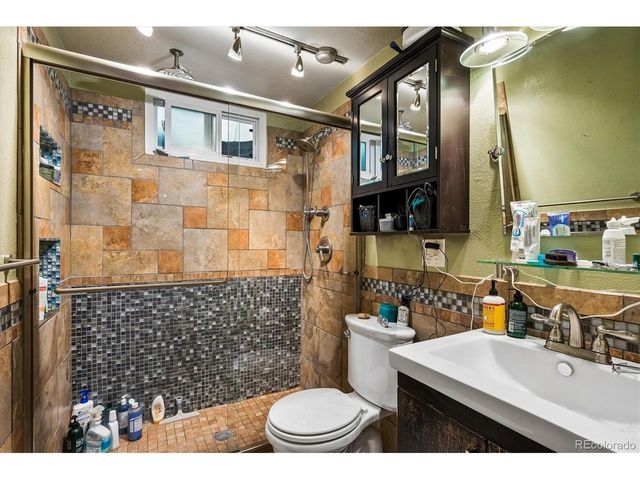 1170 S Dover St, Lakewood, CO 80232