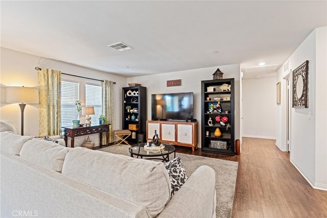 44739 Aspen Street, Lancaster, CA 93535