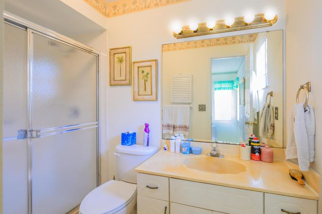 858 SE Roulette Lane, Port St Lucie, FL 34983