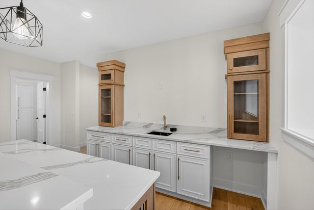 1415 NW Bull Run Court, Waukee, IA 50263