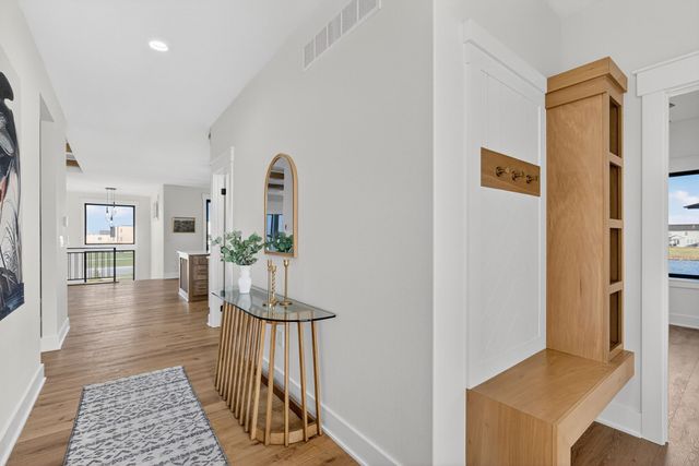 1415 NW Bull Run Court, Waukee, IA 50263