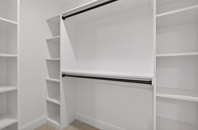 1415 NW Bull Run Court, Waukee, IA 50263