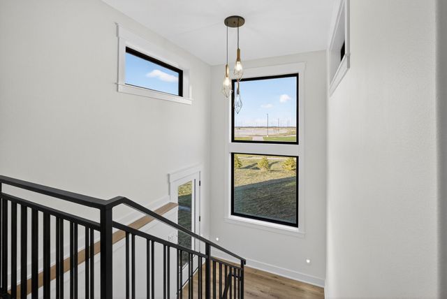 1415 NW Bull Run Court, Waukee, IA 50263