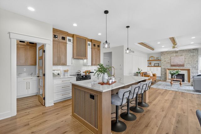 1415 NW Bull Run Court, Waukee, IA 50263