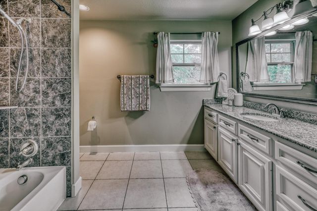 902 Matchett Street, Brenham, TX 77833