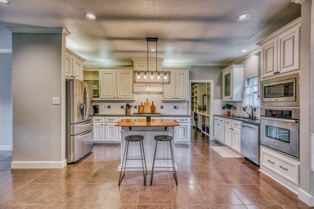 902 Matchett Street, Brenham, TX 77833