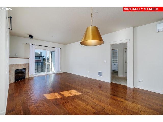 600 Nw LOST SPRINGS Ter 301, Portland, OR 97229