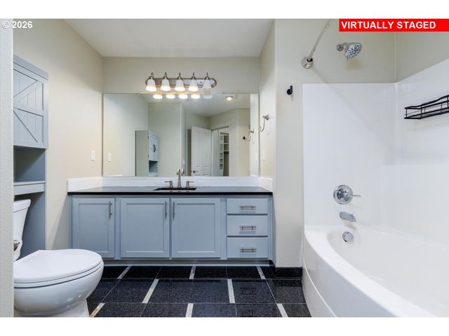 600 Nw LOST SPRINGS Ter 301, Portland, OR 97229