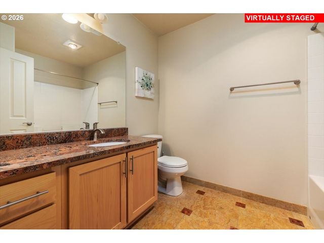 600 Nw LOST SPRINGS Ter 301, Portland, OR 97229