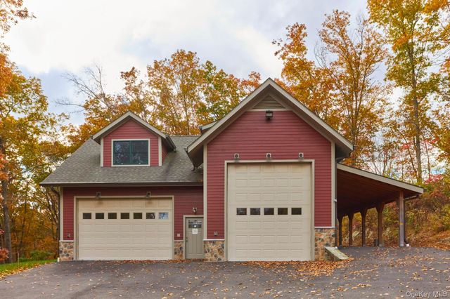 203 Silver Lake Road, Rhinebeck, NY 12572