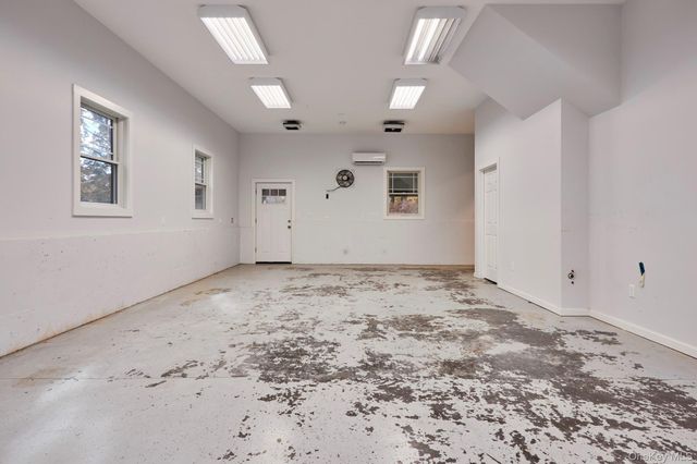 203 Silver Lake Road, Rhinebeck, NY 12572