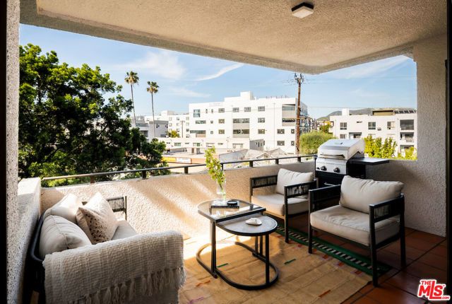 651 Wilcox Avenue 3C, Los Angeles, CA 90004