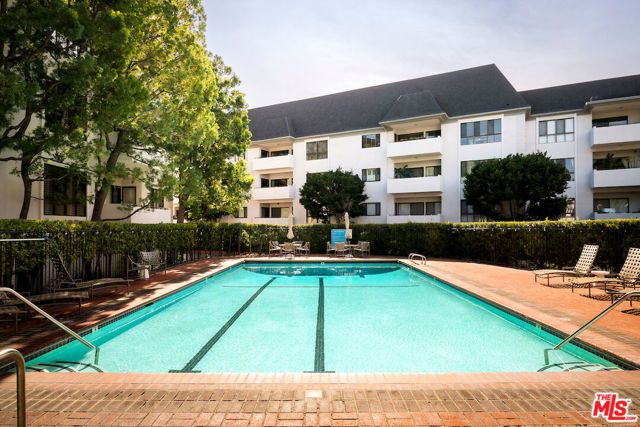 651 Wilcox Avenue 3C, Los Angeles, CA 90004