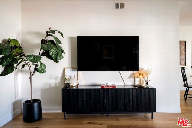 651 Wilcox Avenue 3C, Los Angeles, CA 90004