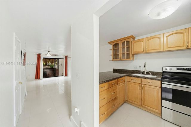 1901 S River Drive 30C, Miami, FL 33125