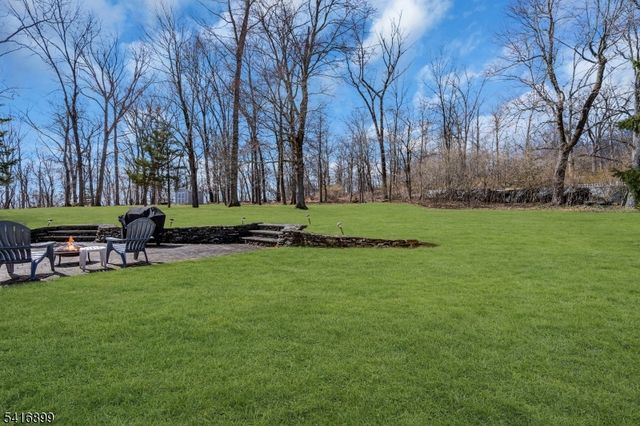 1091 Cambridge Lane, Bridgewater Twp., NJ 08807