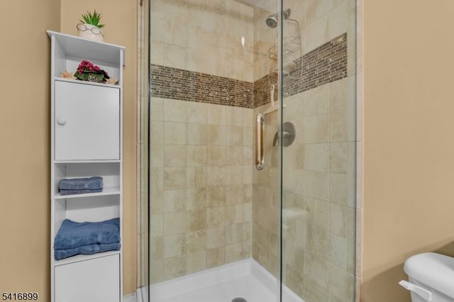 1091 Cambridge Lane, Bridgewater Twp., NJ 08807