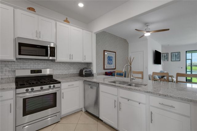 15227 SUNNY DAY DRIVE, Bradenton, FL 34211