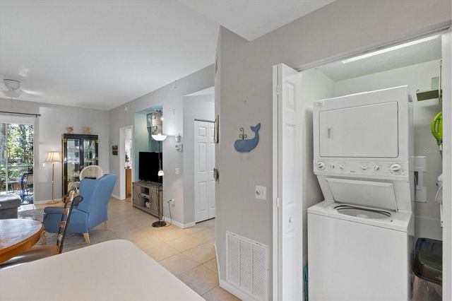 4210 BREEZEWAY BOULEVARD 415, Sarasota, FL 34238