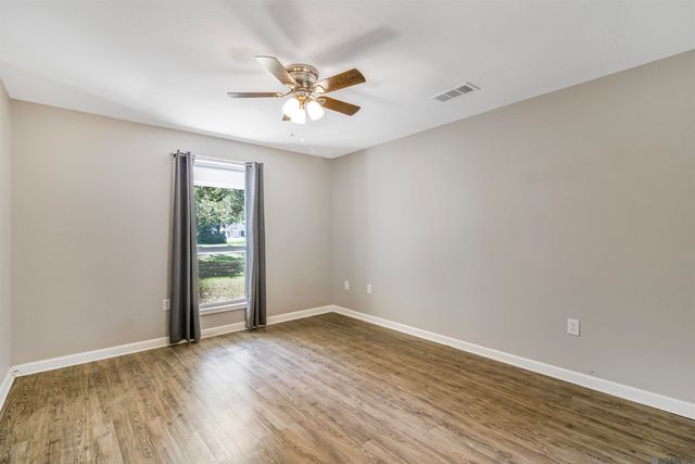 18305 Keystone Ave, Greenwell Springs, LA 70739