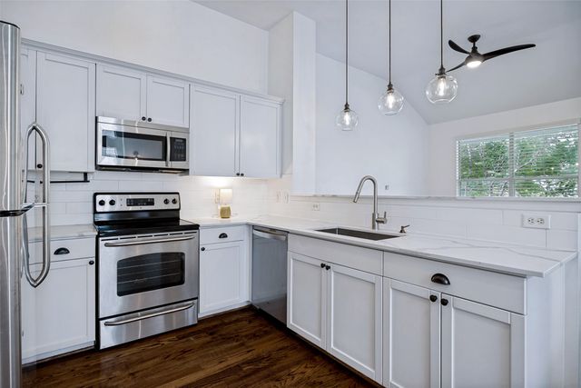 1852 Summit Avenue, Dallas, TX 75206