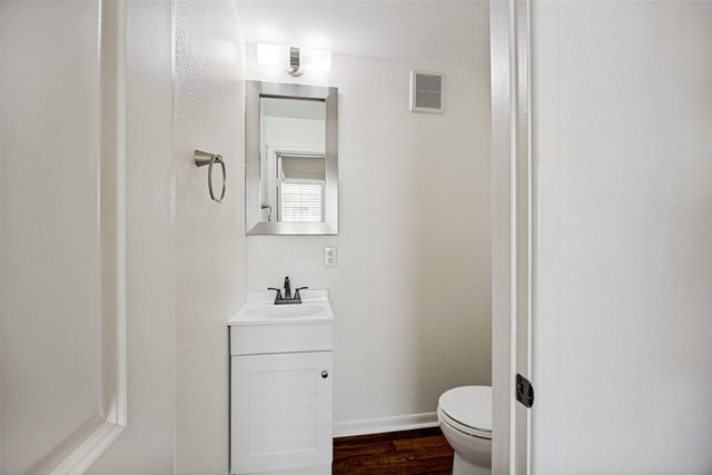 1852 Summit Avenue, Dallas, TX 75206