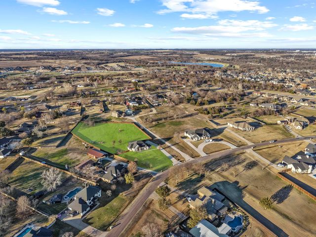 2201 Norwood Street, Sherman, TX 75092