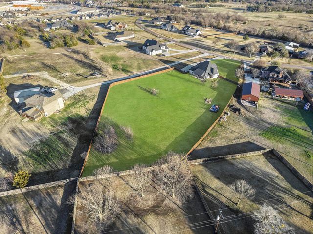 2201 Norwood Street, Sherman, TX 75092