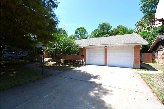 1015 Mitchell Road, Irving, TX 75060