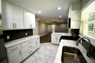 1015 Mitchell Road, Irving, TX 75060
