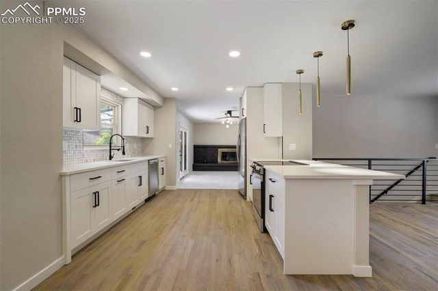 2215 Northglen Drive, Colorado Springs, CO 80909