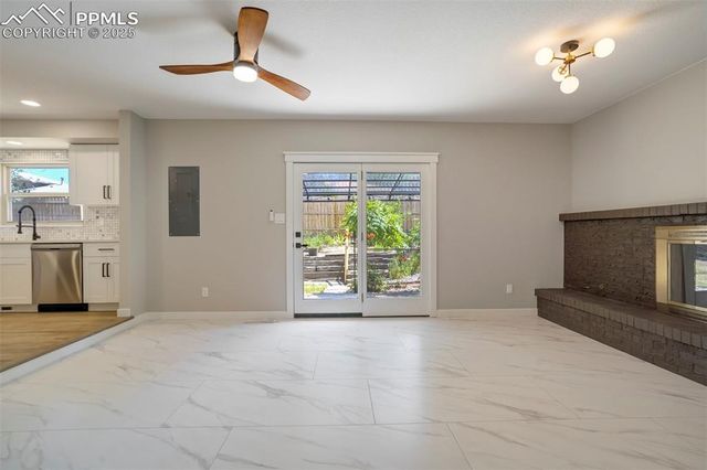 2215 Northglen Drive, Colorado Springs, CO 80909