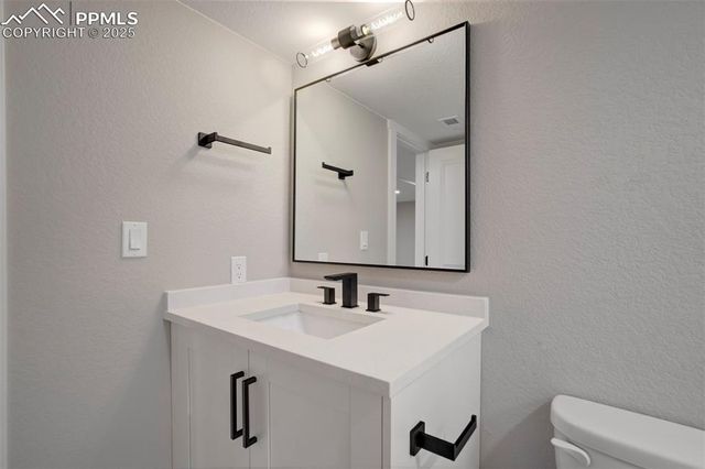 2215 Northglen Drive, Colorado Springs, CO 80909