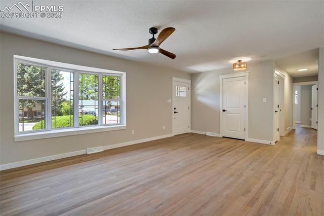 2215 Northglen Drive, Colorado Springs, CO 80909