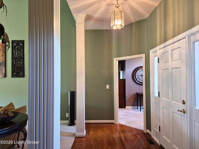 4313 Pleasant Glen Dr, Louisville, KY 40299