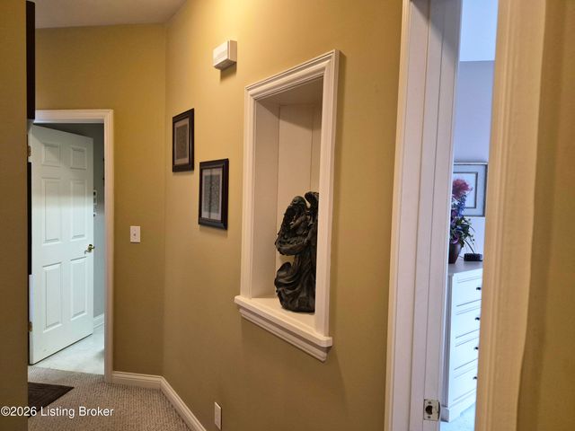 4313 Pleasant Glen Dr, Louisville, KY 40299