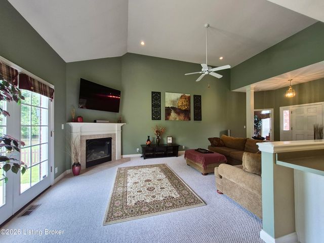 4313 Pleasant Glen Dr, Louisville, KY 40299
