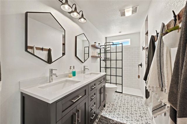 9175 Glenhaven, Glenhaven, CA 95443