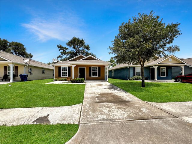 7426 Blue Jay, Texas City, TX 77591