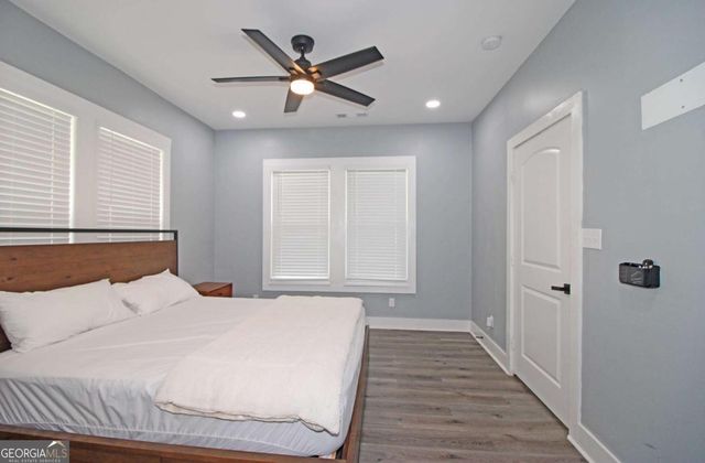 465 Holly Street NW, Atlanta, GA 30318