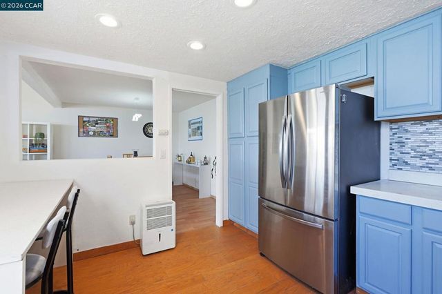 46 Edgewater Pl, Pittsburg, CA 94565