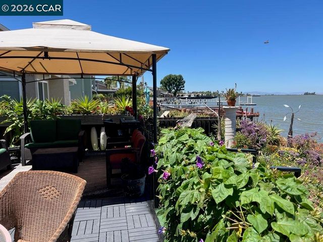 46 Edgewater Pl, Pittsburg, CA 94565