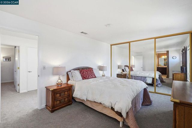 46 Edgewater Pl, Pittsburg, CA 94565