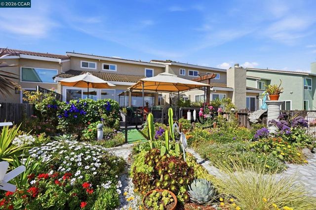 46 Edgewater Pl, Pittsburg, CA 94565