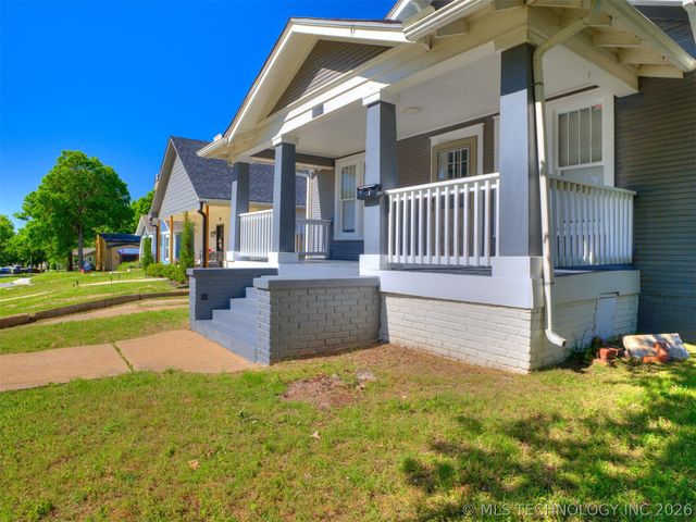 112 N Xanthus Avenue, Tulsa, OK 74110