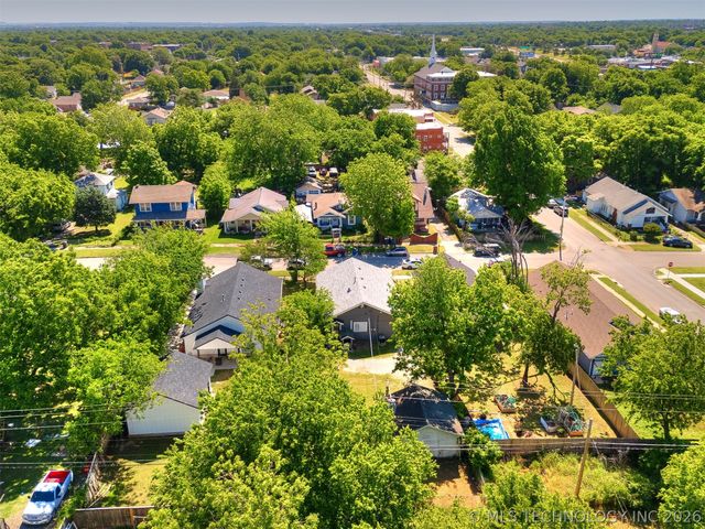 112 N Xanthus Avenue, Tulsa, OK 74110