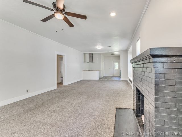 112 N Xanthus Avenue, Tulsa, OK 74110