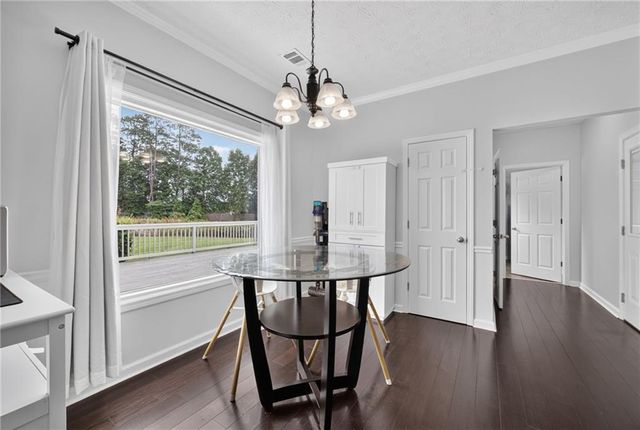 2990 Meadow Gate Way, Loganville, GA 30052