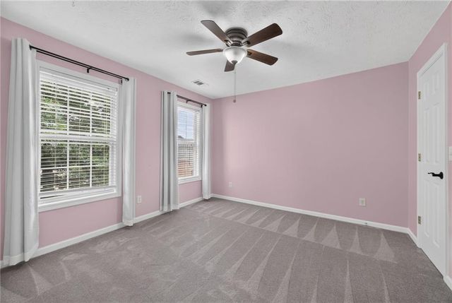 2990 Meadow Gate Way, Loganville, GA 30052