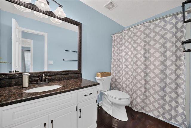 2990 Meadow Gate Way, Loganville, GA 30052
